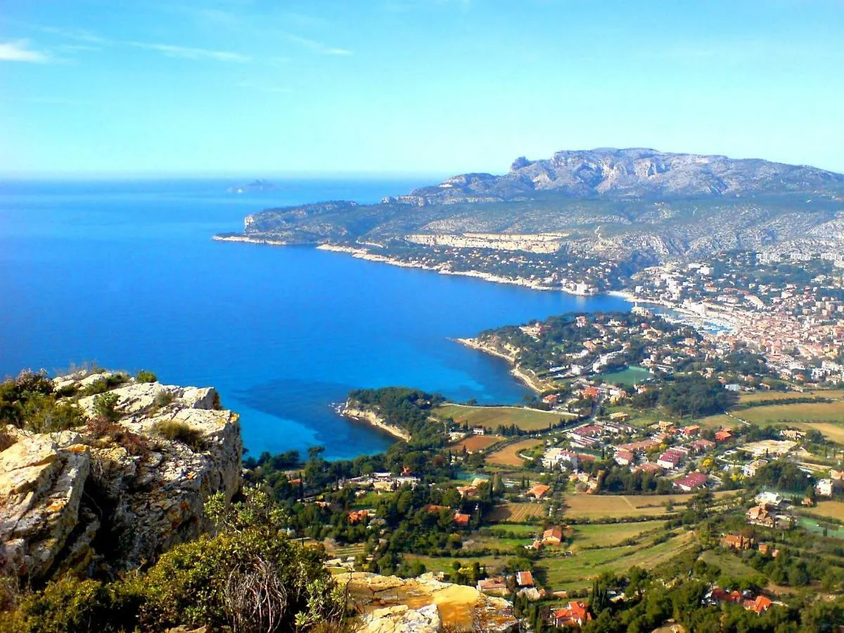 Le Bellevue Appartement Grand Confort A Cassis 0*,